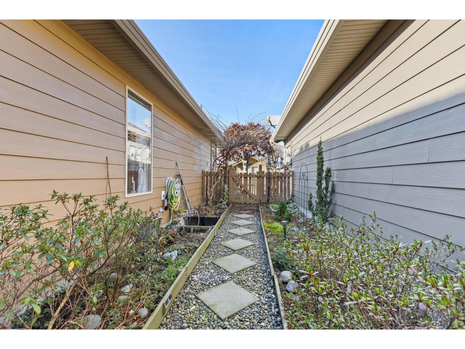 100 46000 Thomas Road, Vedder Crossing, Chilliwack, British Columbia  V2R 5W6 - Photo 33 - R3090948