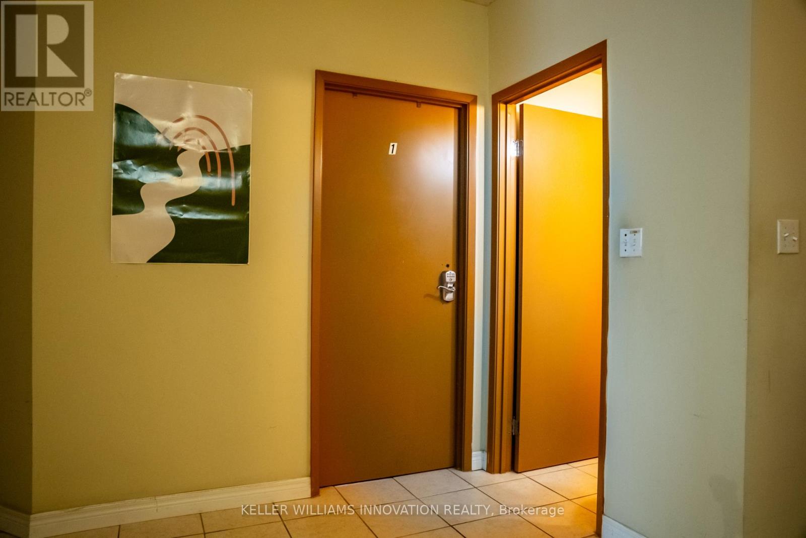 402 - 253 Lester Street, Waterloo, Ontario  N2L 3W6 - Photo 6 - X12799360