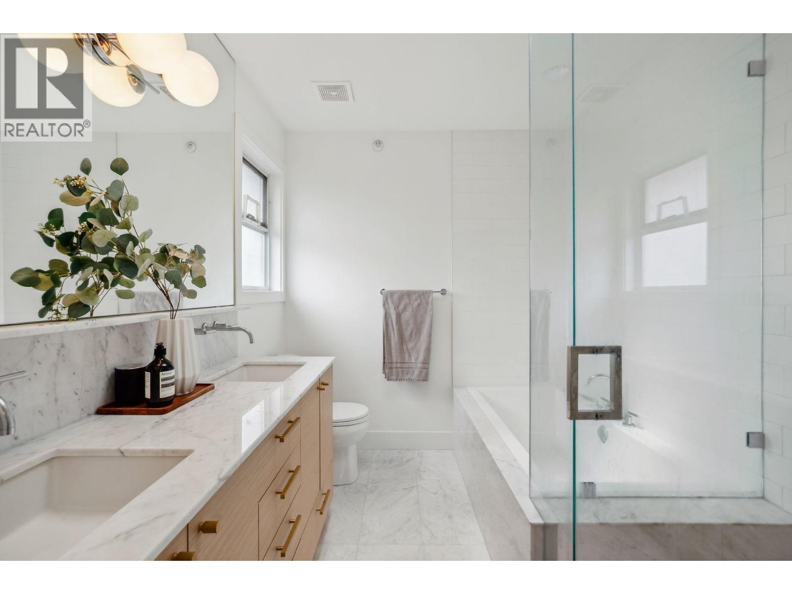 5921 Ontario Street, Vancouver, British Columbia  V5W 2M1 - Photo 31 - R3075304