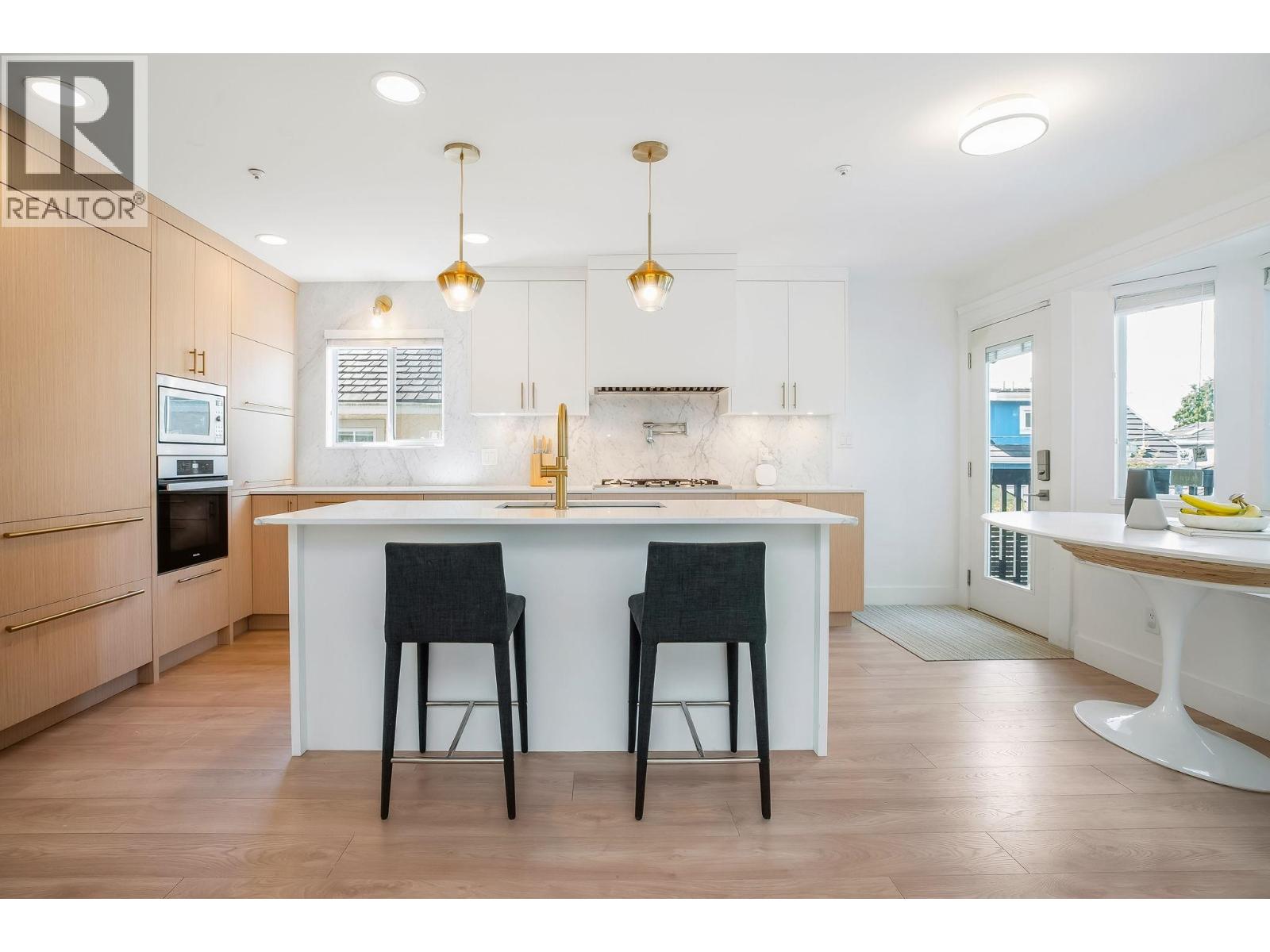 5921 Ontario Street, Vancouver, British Columbia  V5W 2M1 - Photo 8 - R3075304