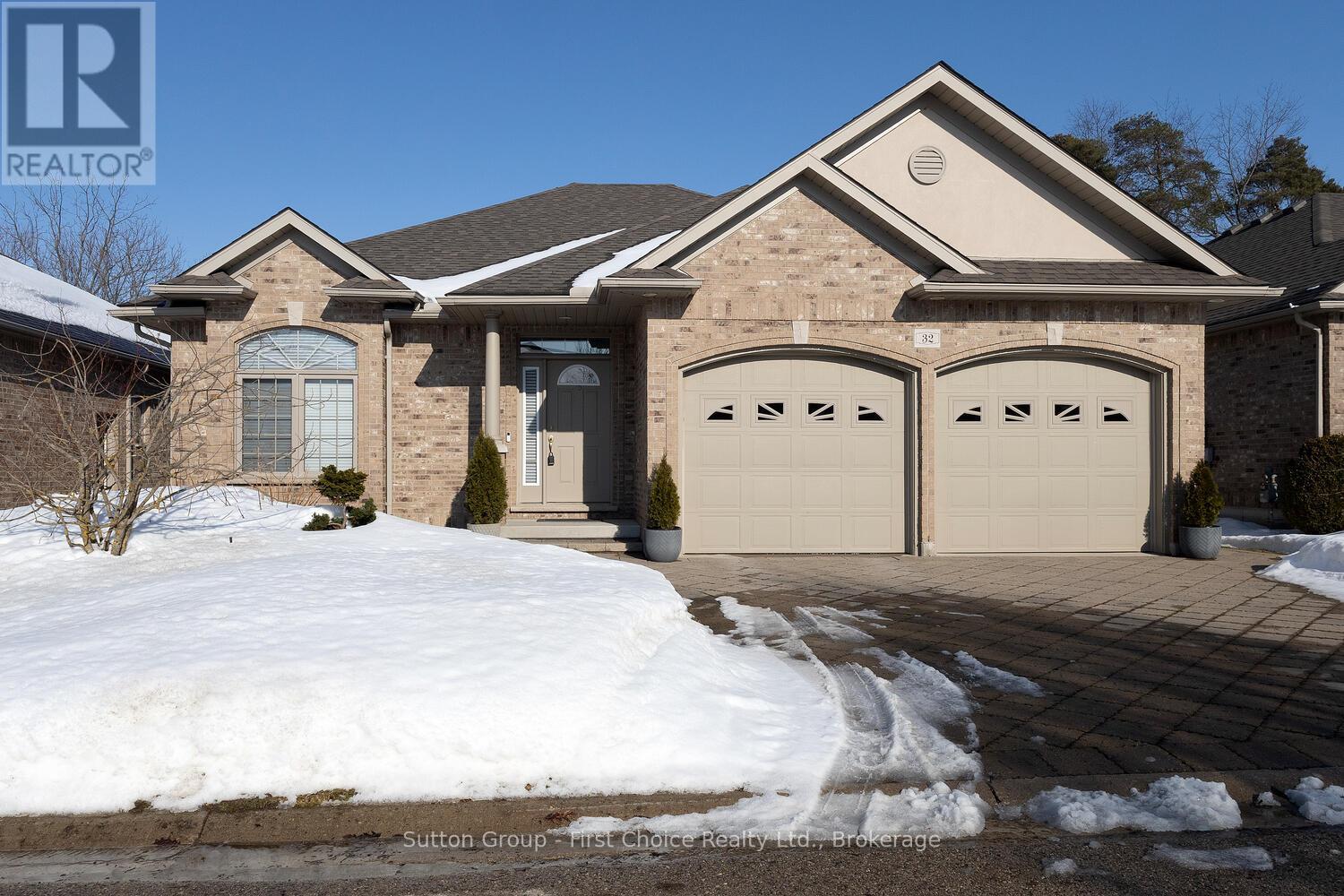 32 NORTH POINTE DRIVE, Stratford, Ontario