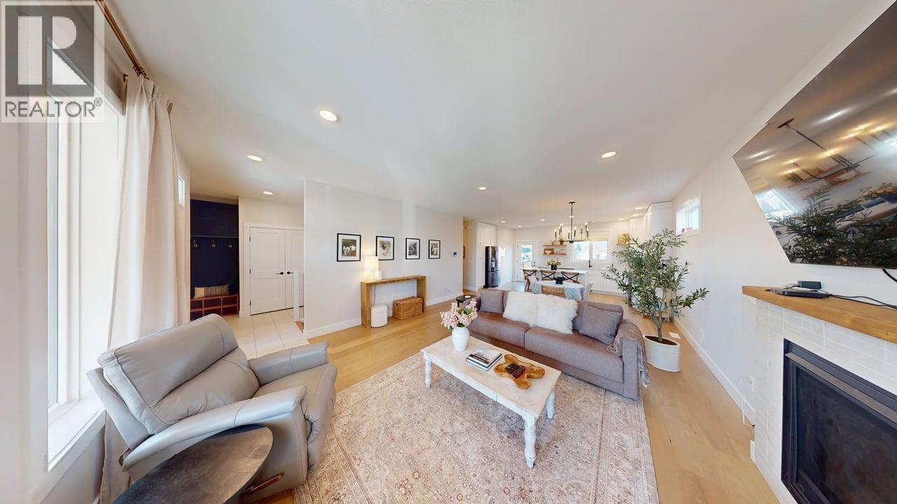 11220 112 Avenue, Fort St. John, British Columbia  V1J 0R5 - Photo 4 - R3091125