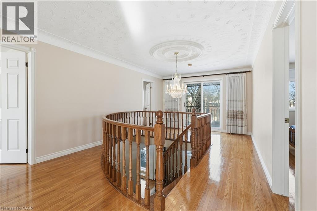 383 Scenic Drive, Hamilton, Ontario  L9C 1G6 - Photo 16 - 40805855