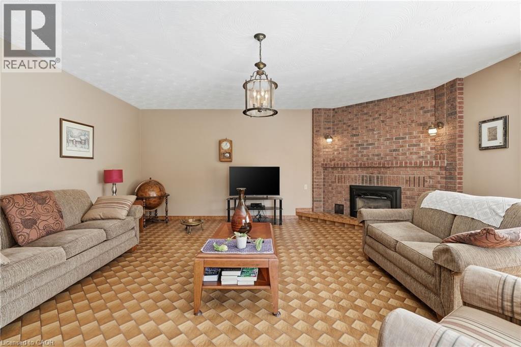 383 Scenic Drive, Hamilton, Ontario  L9C 1G6 - Photo 14 - 40805855