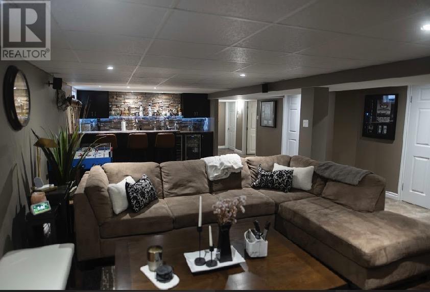 2709 Park Row, Thunder Bay, Ontario  P7C 1N4 - Photo 12 - TB2600254