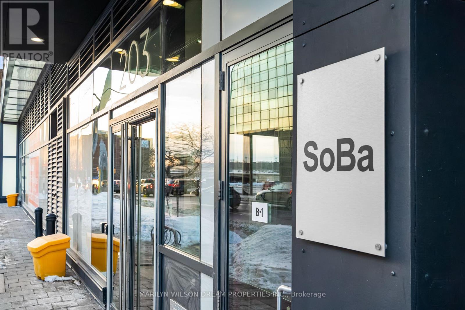 1701 - 203 Catherine Street, Ottawa, Ontario  K2P 1J5 - Photo 2 - X12799544