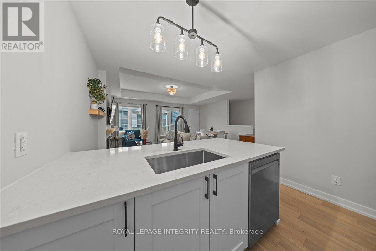 705 Chromite Private, Ottawa, Ontario  K2J 7J2 - Photo 14 - X12799592