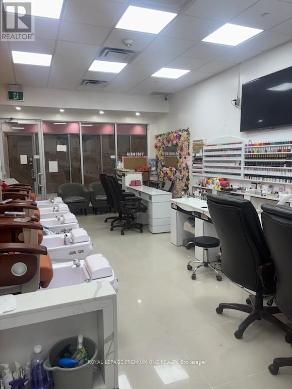 275 - 7777 Weston Road, Vaughan, Ontario  L4L 0G9 - Photo 6 - N12777664