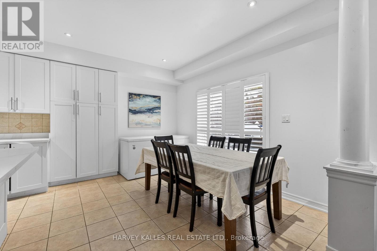 60 Wolfson Crescent, Richmond Hill, Ontario  L4E 4P1 - Photo 14 - N12790640