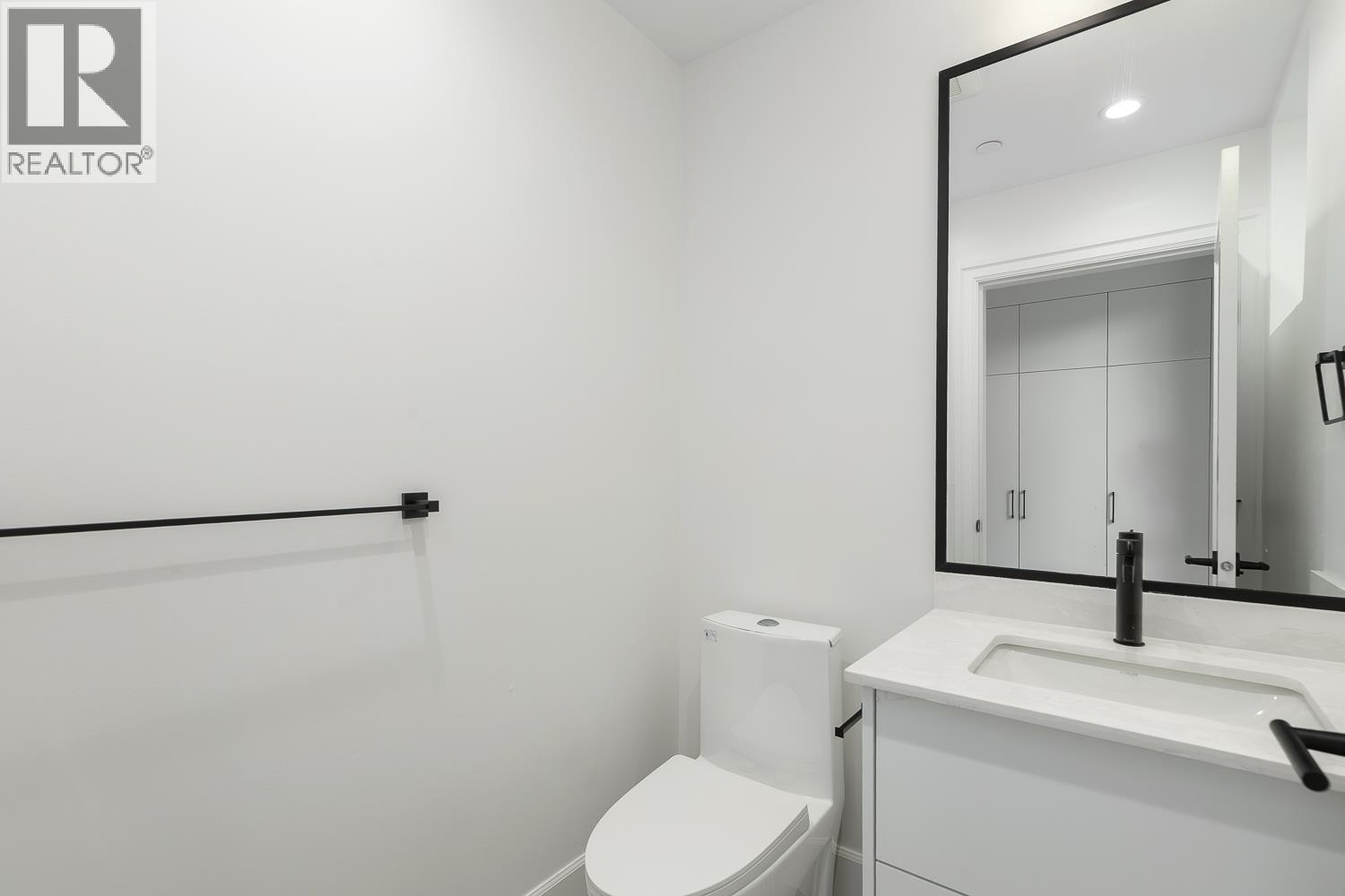 851 E 19th Avenue, Vancouver, British Columbia  V5V 1K6 - Photo 11 - R3091222