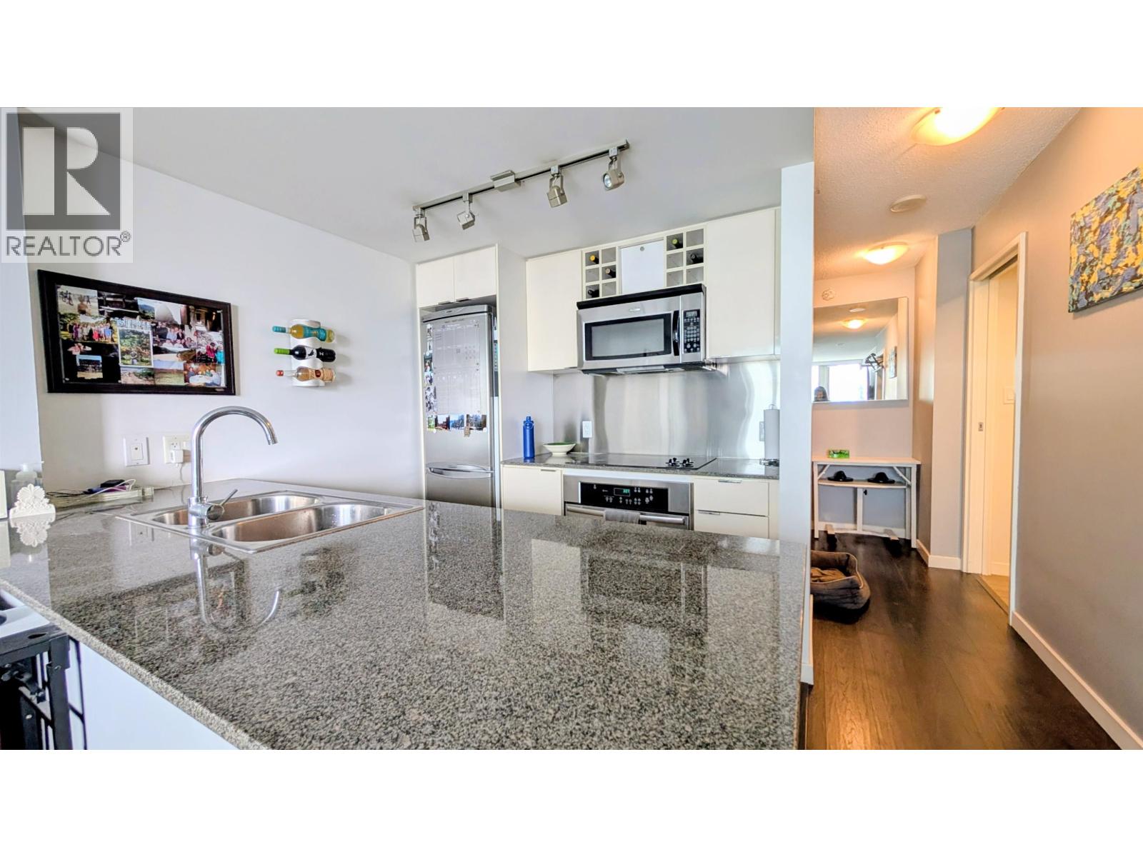 3301 233 Robson Street, Vancouver, British Columbia  V6B 0E8 - Photo 7 - R3091248