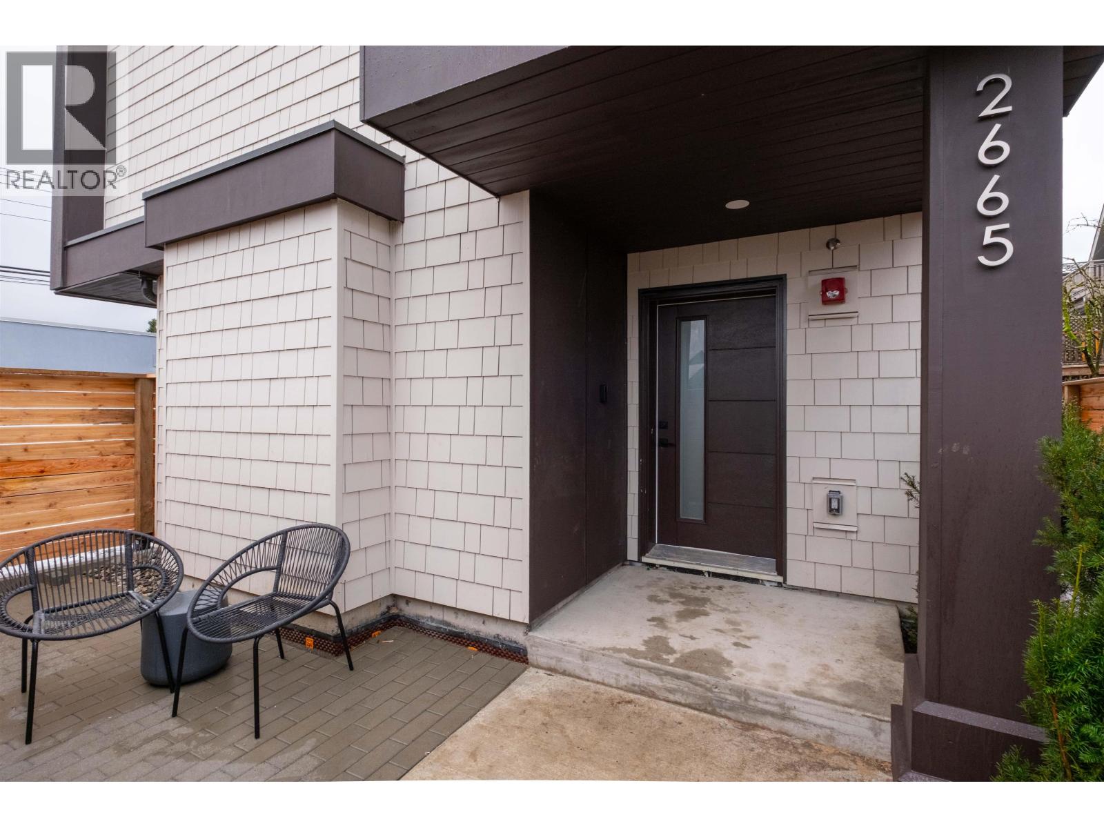 2665 E Pender Street, Vancouver, British Columbia  V5K 2B6 - Photo 3 - R3091265