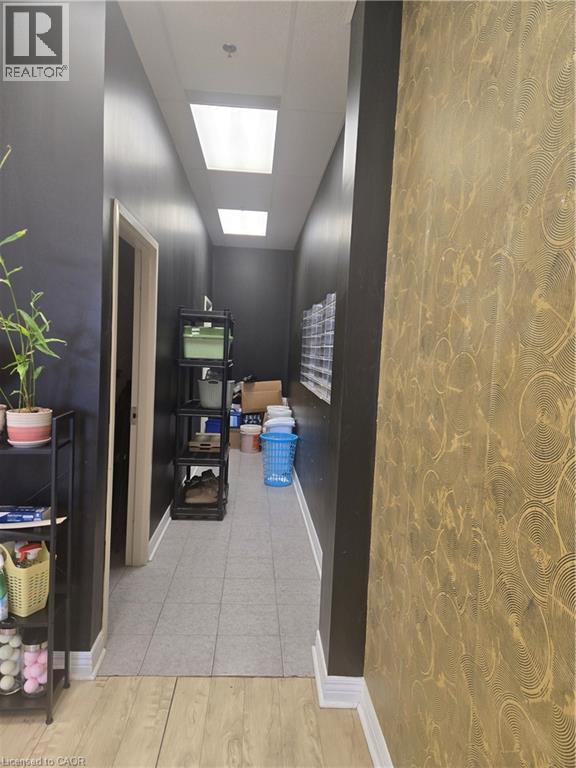 320 Eastview Road Unit# A4, Guelph, Ontario  N1E 0L2 - Photo 2 - 40805956