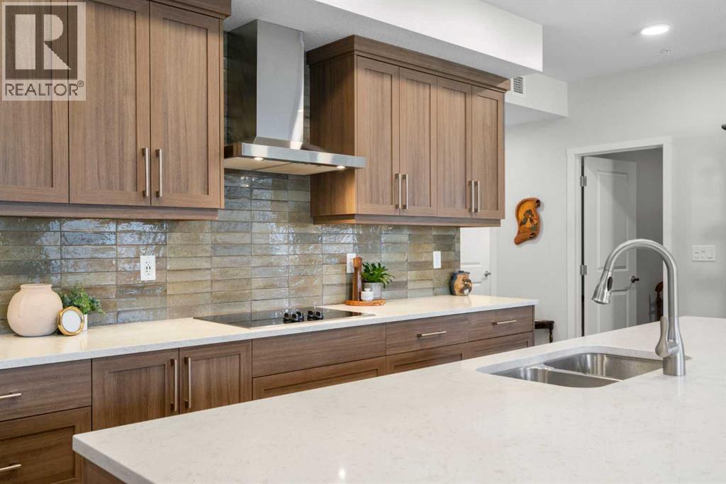 2208, 33 Carringham Gate Nw, Calgary, Alberta  T3P 2H6 - Photo 7 - A2285927