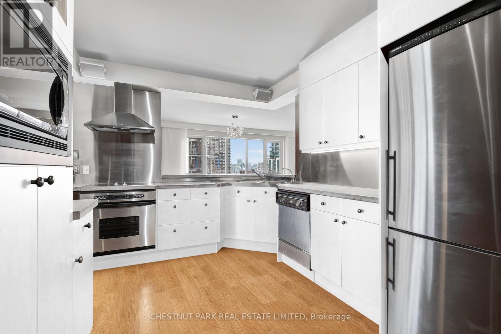 604 - 40 Rosehill Avenue, Toronto, Ontario  M4T 1G5 - Photo 6 - C12799560