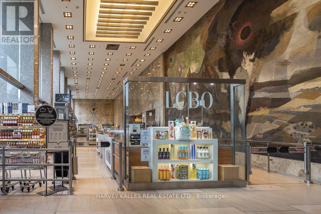 1013 - 111 St Clair Avenue W, Toronto, Ontario  M4V 1N5 - Photo 43 - C12799594