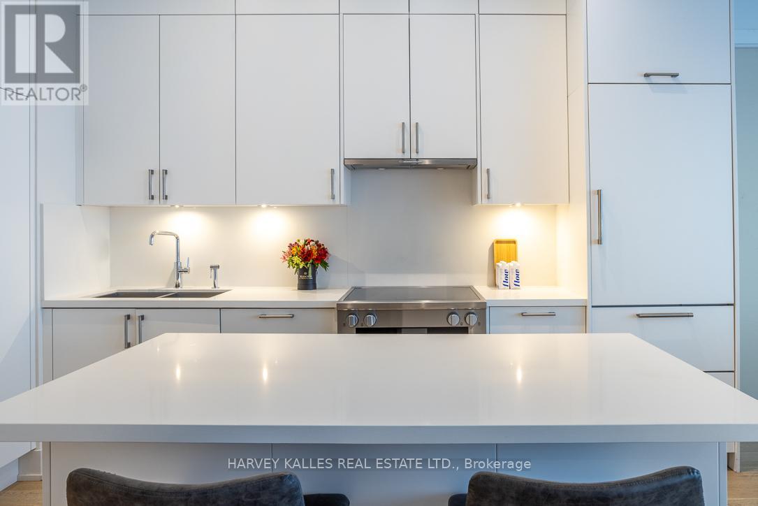 1013 - 111 St Clair Avenue W, Toronto, Ontario  M4V 1N5 - Photo 7 - C12799594