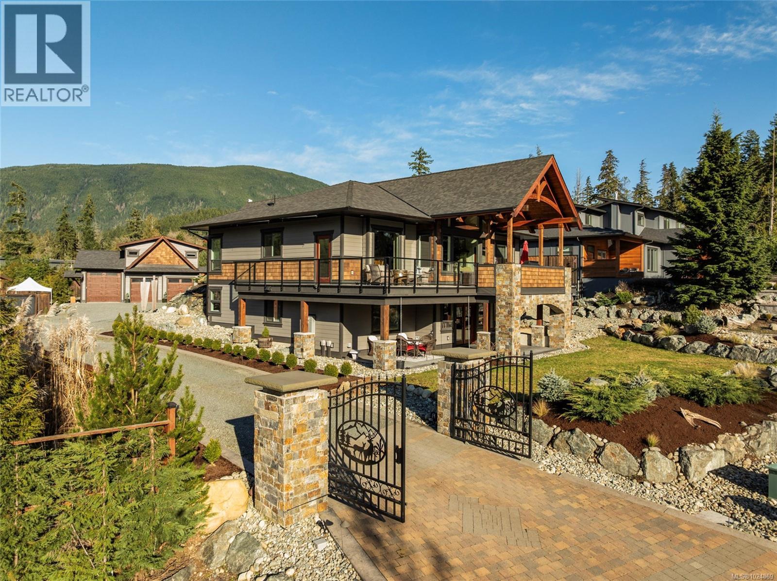 7343 Lakefront Pl, Lake Cowichan, British Columbia