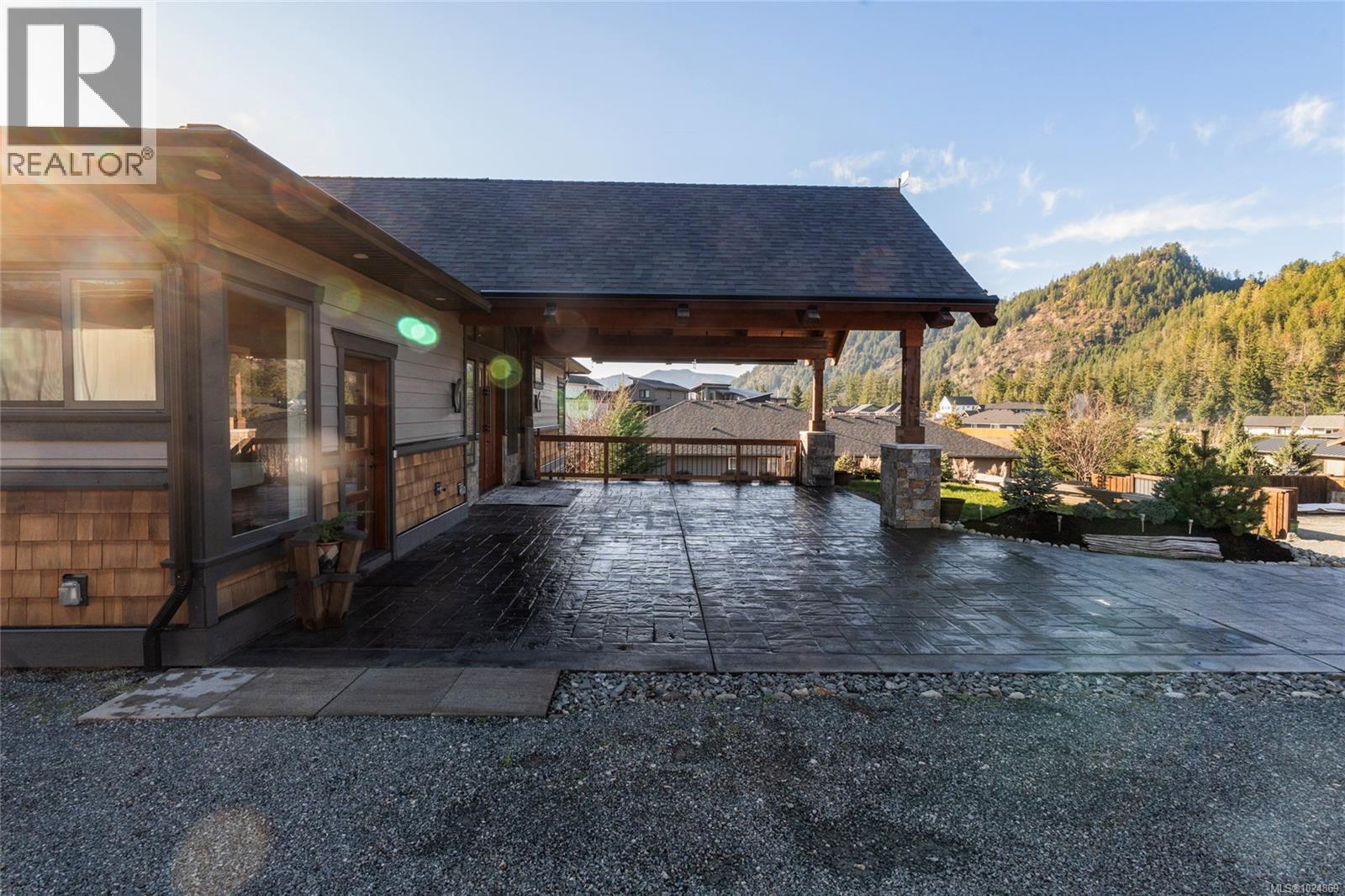 7343 Lakefront Pl, Lake Cowichan, British Columbia  V0R 2G1 - Photo 69 - 1024869