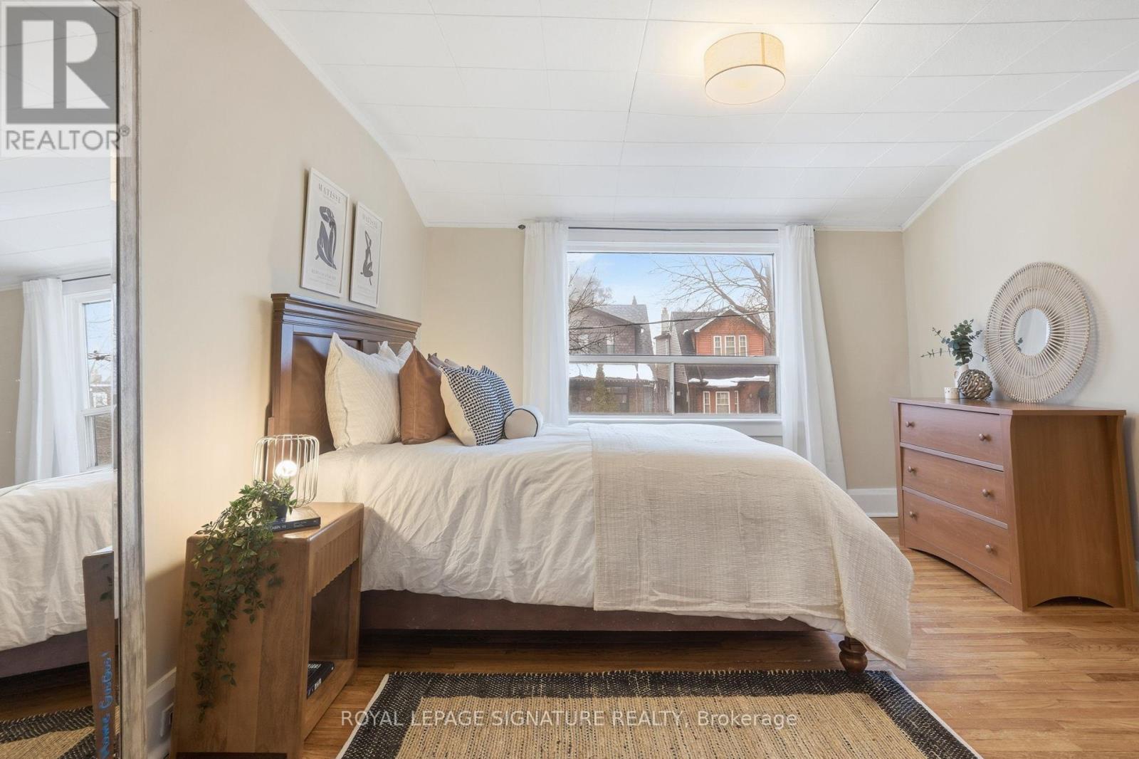 162 Kingsmount Park Road, Toronto, Ontario  M4L 3L8 - Photo 16 - E12799554