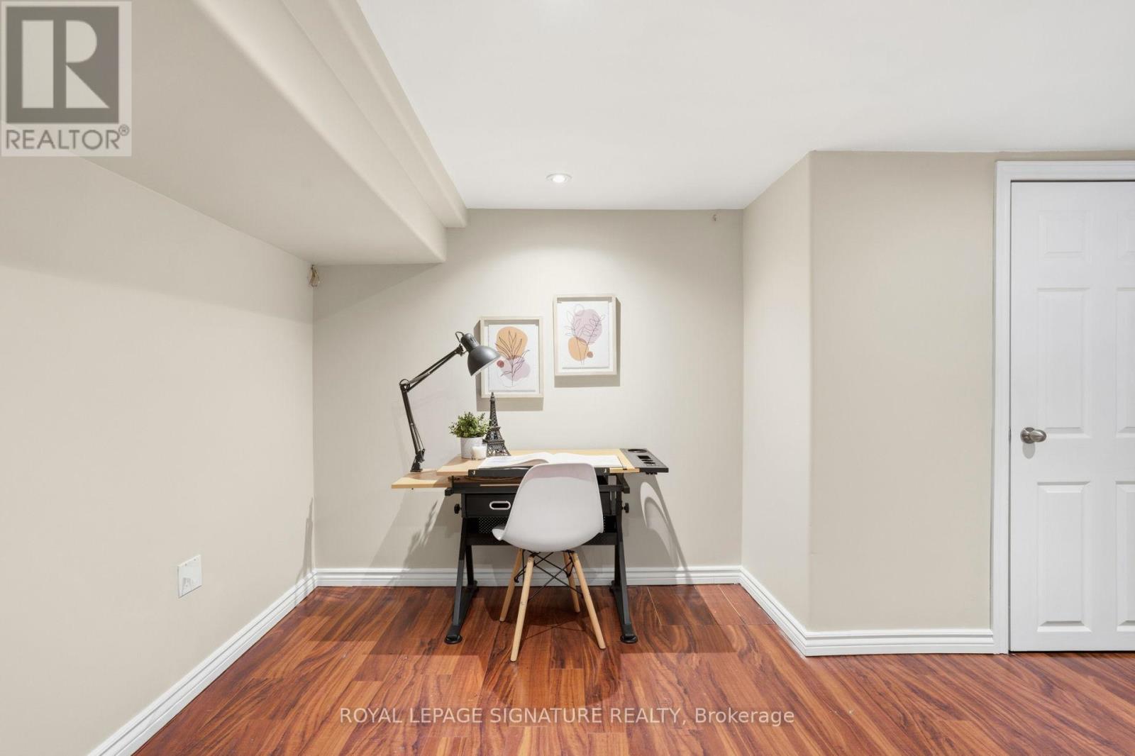 162 Kingsmount Park Road, Toronto, Ontario  M4L 3L8 - Photo 28 - E12799554