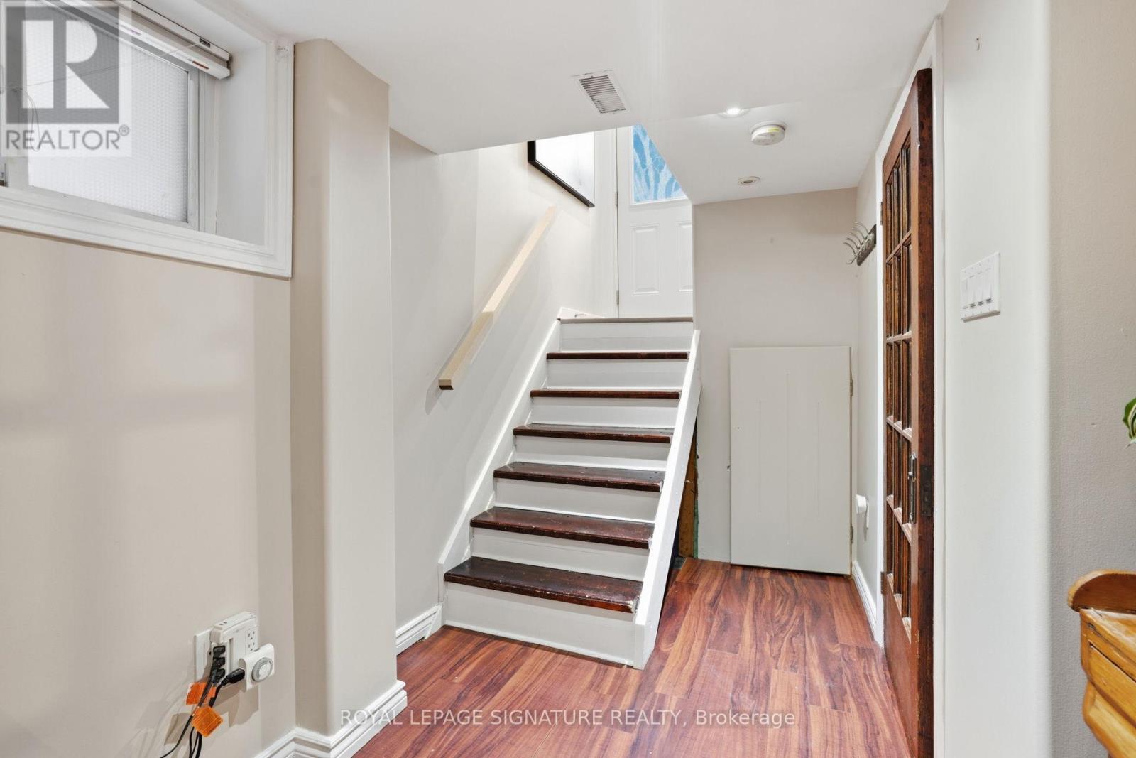 162 Kingsmount Park Road, Toronto, Ontario  M4L 3L8 - Photo 30 - E12799554