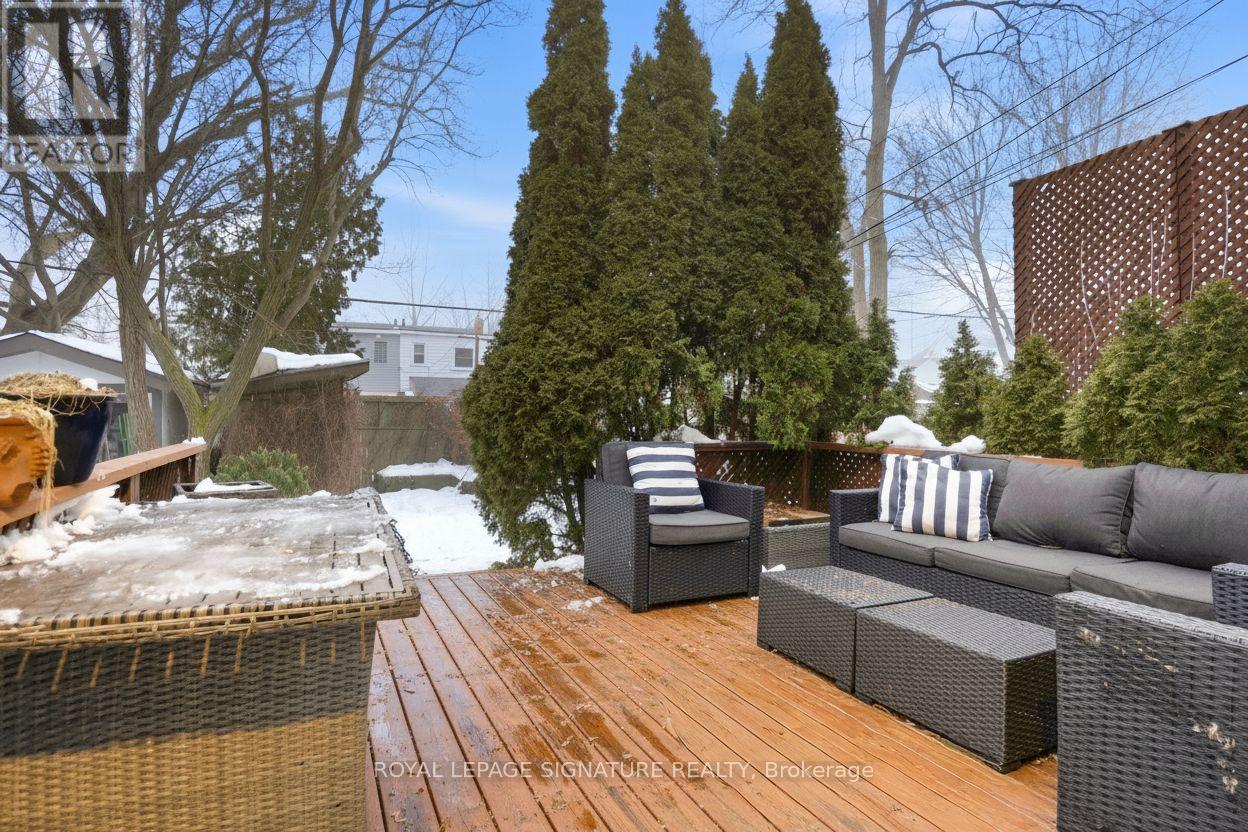 162 Kingsmount Park Road, Toronto, Ontario  M4L 3L8 - Photo 31 - E12799554