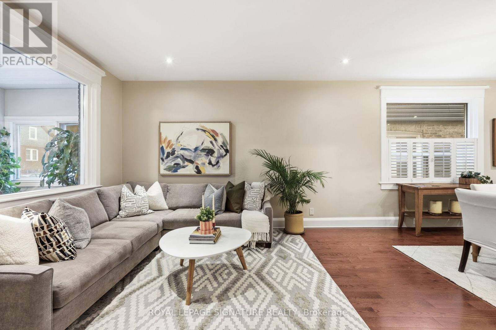 162 Kingsmount Park Road, Toronto, Ontario  M4L 3L8 - Photo 7 - E12799554