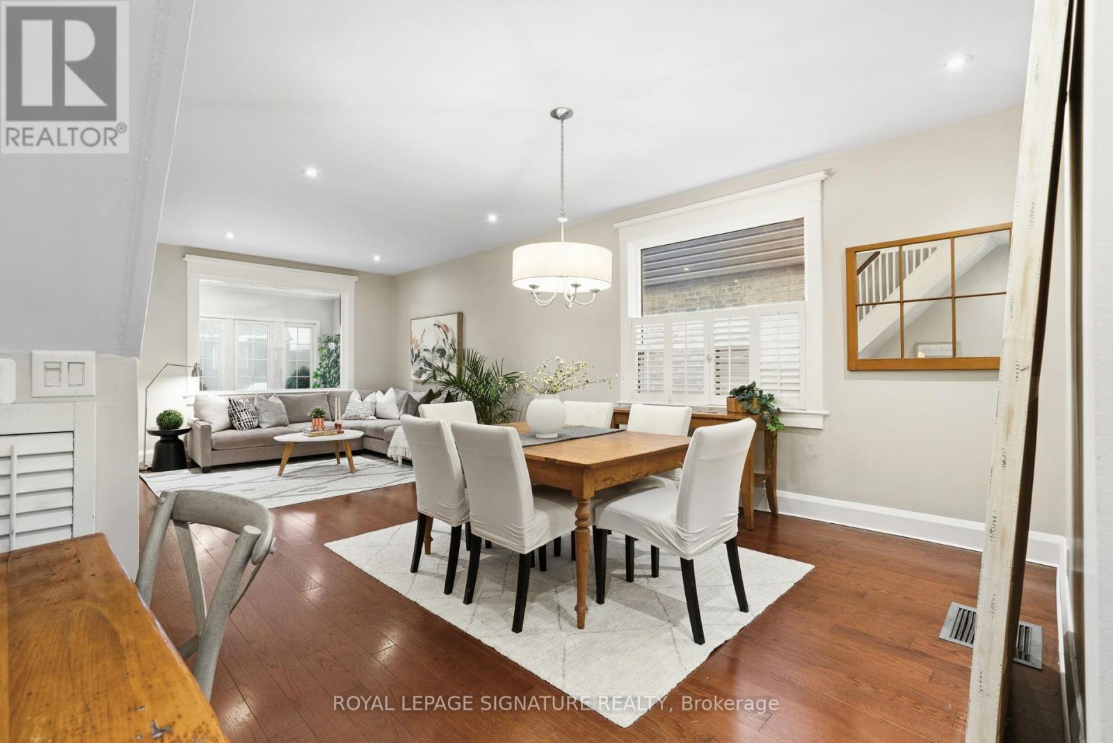 162 Kingsmount Park Road, Toronto, Ontario  M4L 3L8 - Photo 9 - E12799554