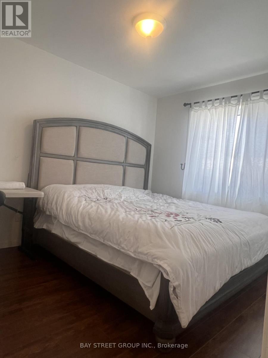 58 Ellendale Drive, Toronto, Ontario  M1P 1N5 - Photo 10 - E12799582