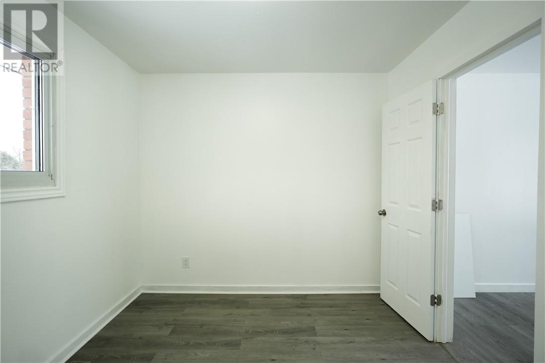 1554 Briar Avenue, Sudbury, Ontario  P3A 4J1 - Photo 11 - 2126474