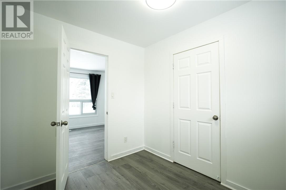 1554 Briar Avenue, Sudbury, Ontario  P3A 4J1 - Photo 8 - 2126474