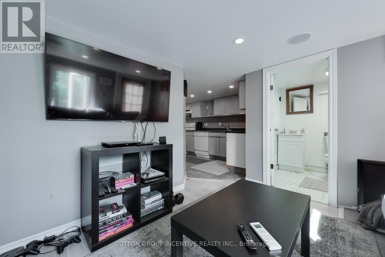 87 Dunlop Street, Orillia, Ontario  L3V 5P3 - Photo 22 - S12799564