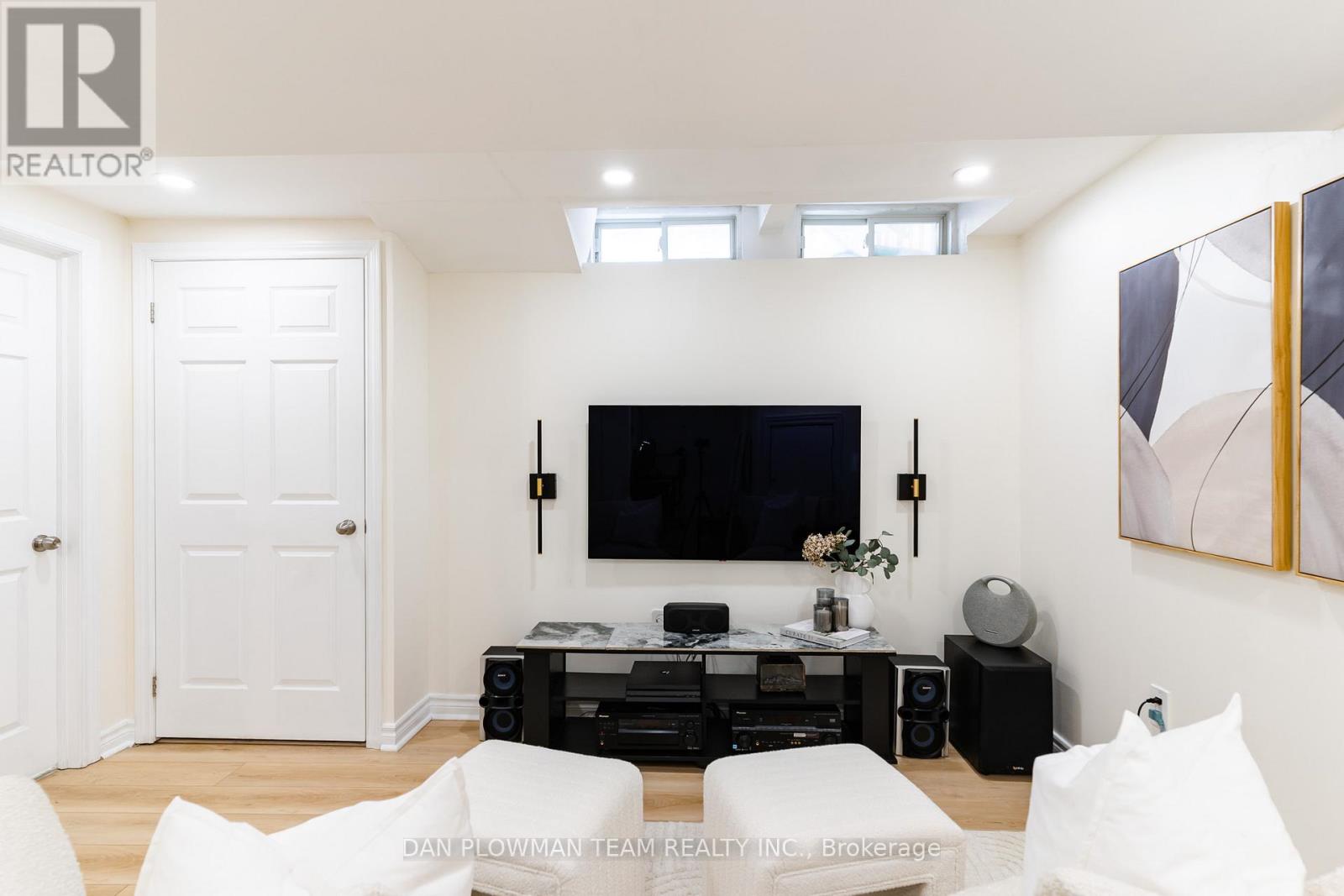 8 Oglevie Drive, Whitby, Ontario  L1R 2Y4 - Photo 34 - E12798968