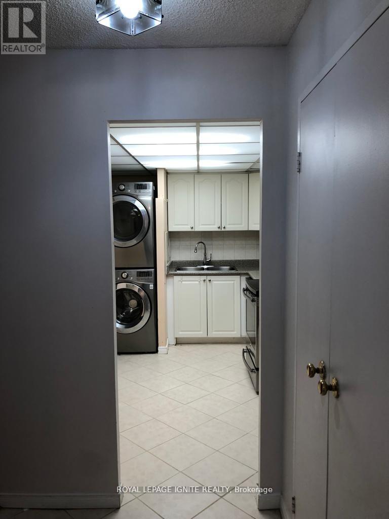 707 - 3695 Kaneff Crescent, Mississauga, Ontario  L5A 4B6 - Photo 19 - W12799542