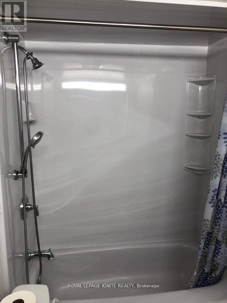 707 - 3695 Kaneff Crescent, Mississauga, Ontario  L5A 4B6 - Photo 8 - W12799542