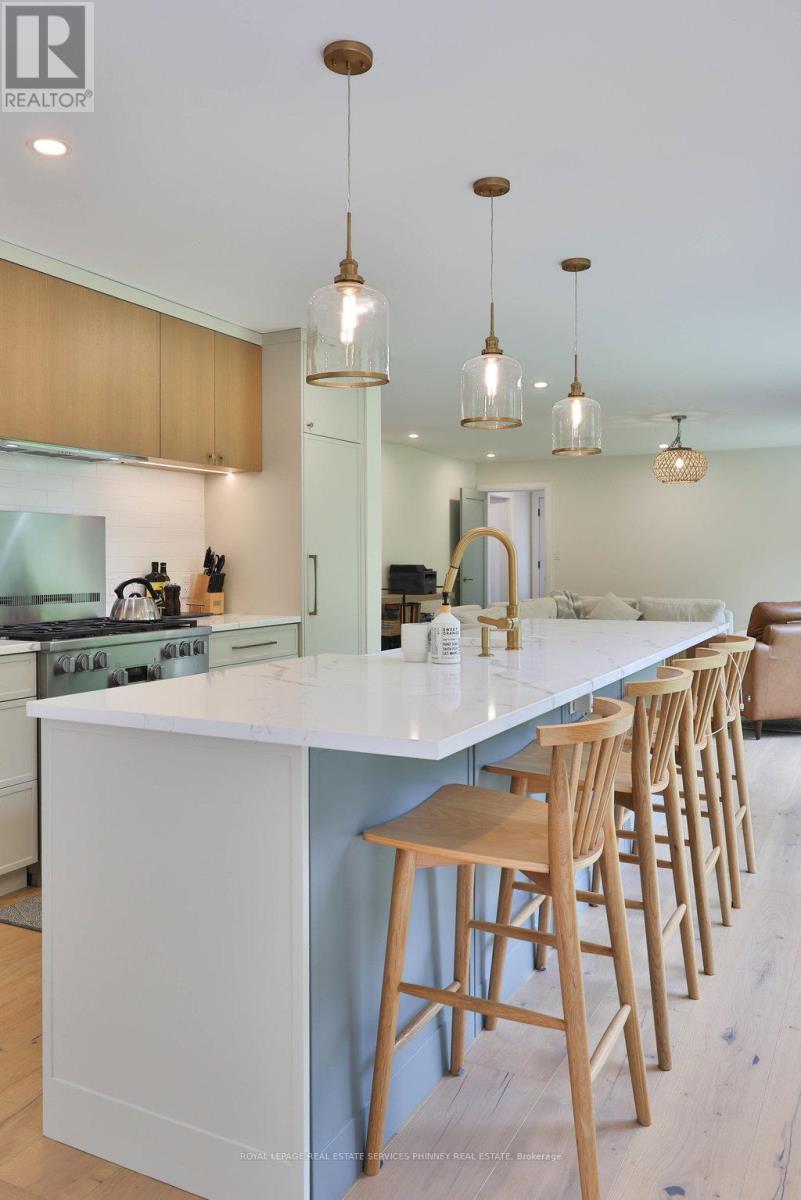 1355 Gatehouse Drive, Mississauga, Ontario  L5H 1A6 - Photo 10 - W12799586