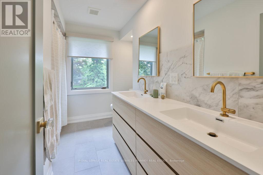 1355 Gatehouse Drive, Mississauga, Ontario  L5H 1A6 - Photo 27 - W12799586