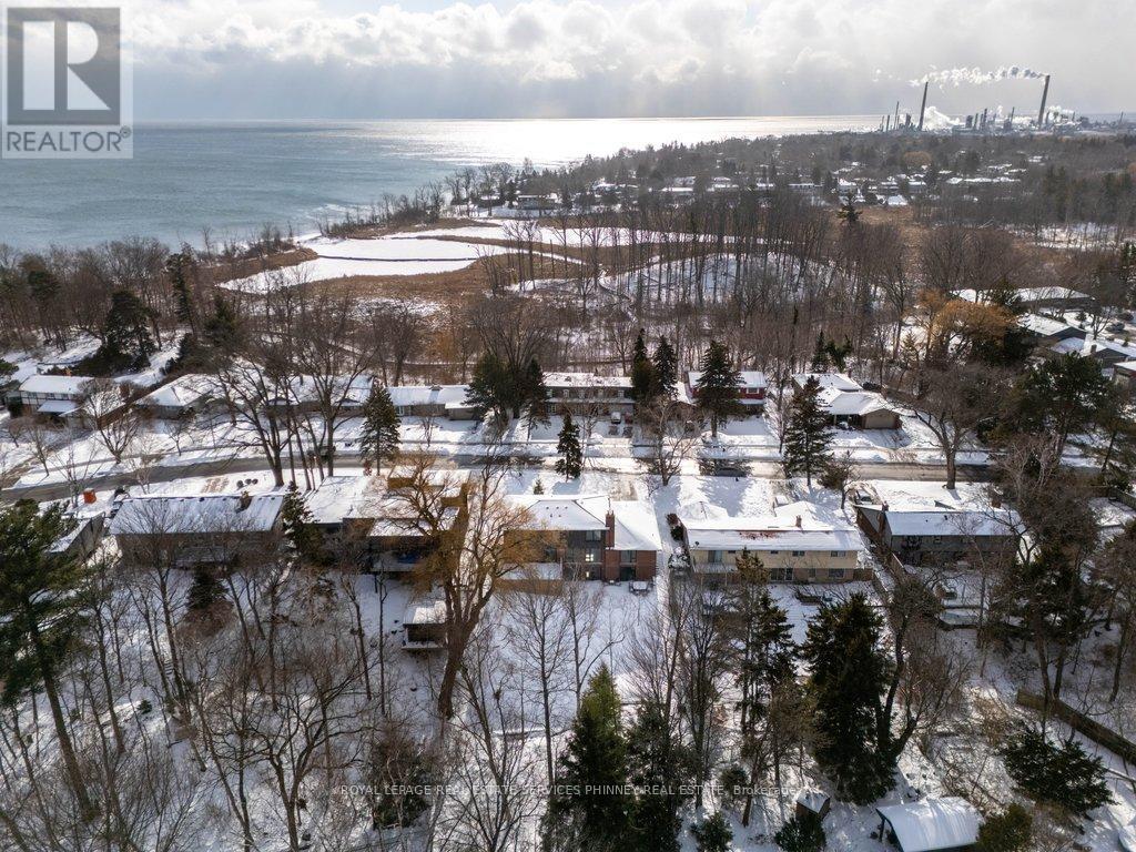 1355 Gatehouse Drive, Mississauga, Ontario  L5H 1A6 - Photo 49 - W12799586