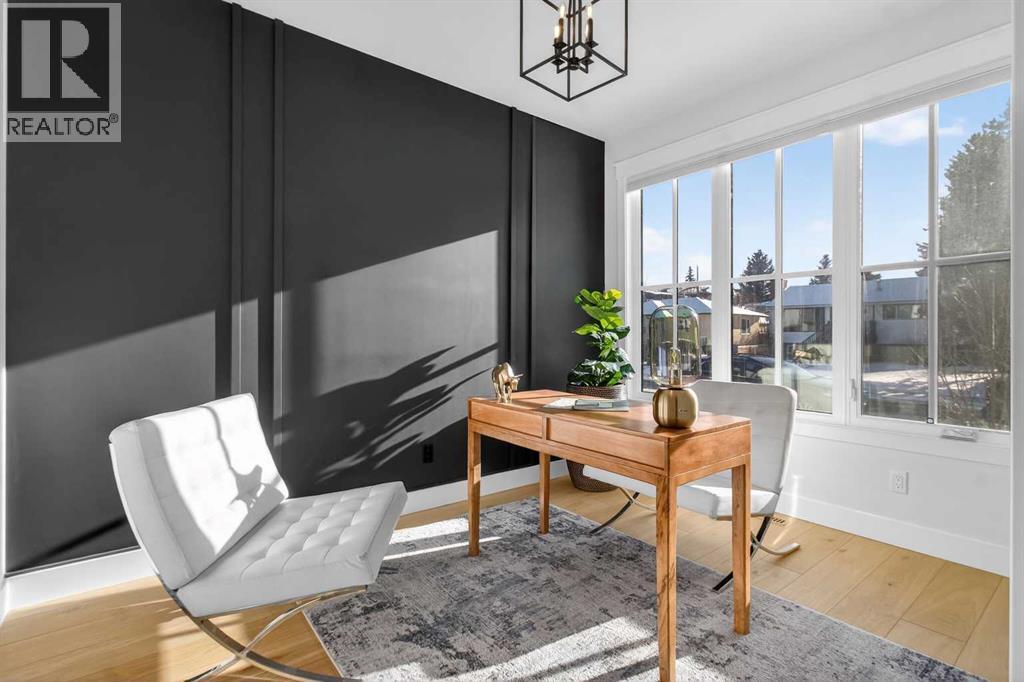 124 26 Avenue Ne, Calgary, Alberta  T2E 1Y7 - Photo 3 - A2282076