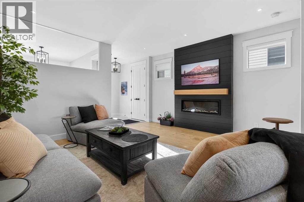 124 26 Avenue Ne, Calgary, Alberta  T2E 1Y7 - Photo 8 - A2282076