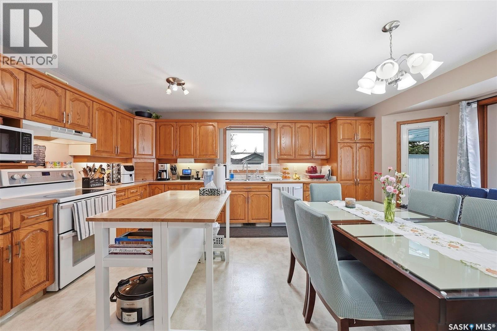 10 Meadows Place, Watrous, Saskatchewan  S0K 4T0 - Photo 13 - SK028803