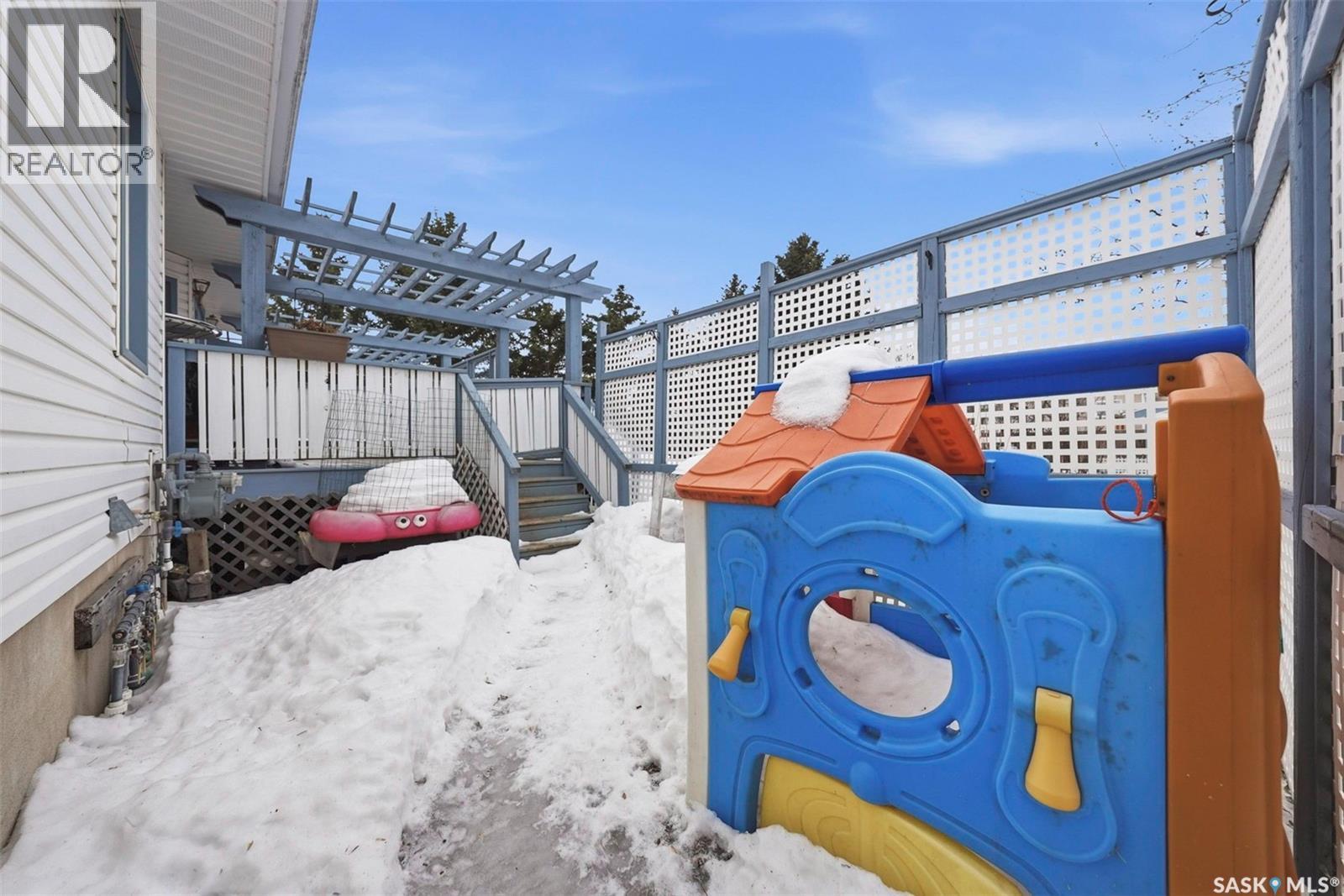 10 Meadows Place, Watrous, Saskatchewan  S0K 4T0 - Photo 34 - SK028803