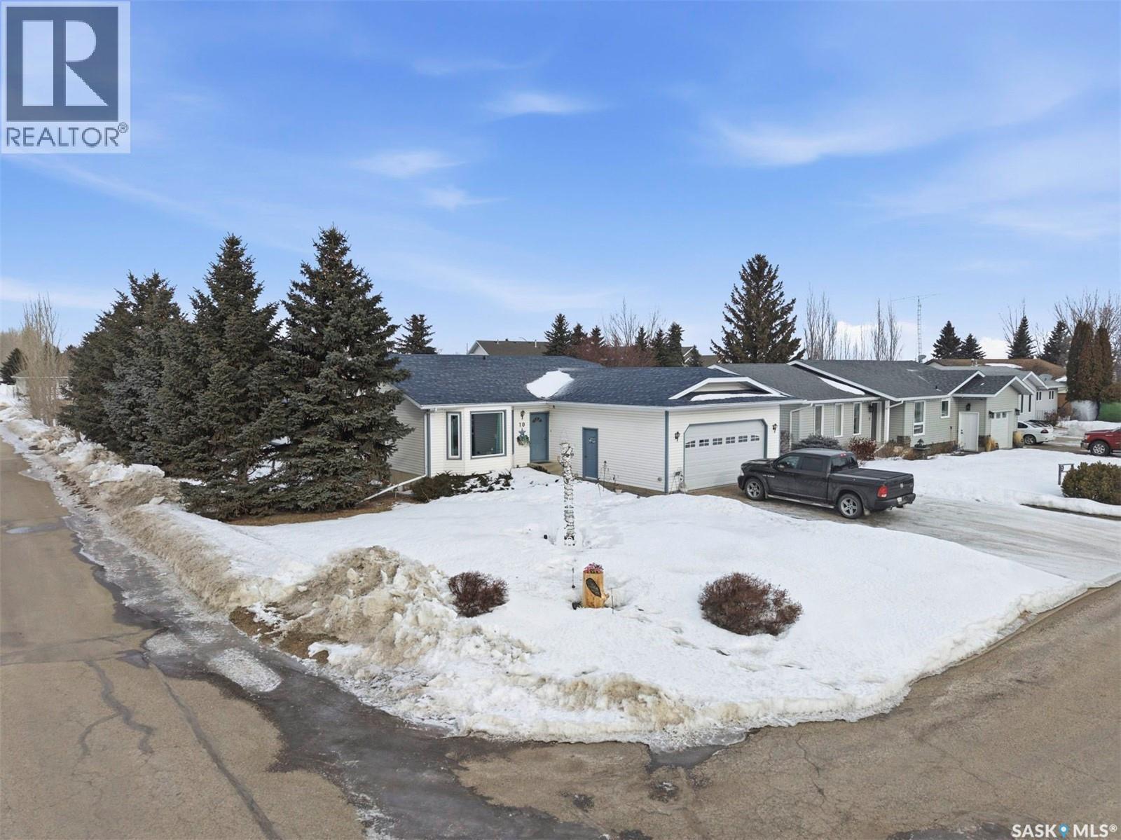 10 Meadows Place, Watrous, Saskatchewan  S0K 4T0 - Photo 4 - SK028803