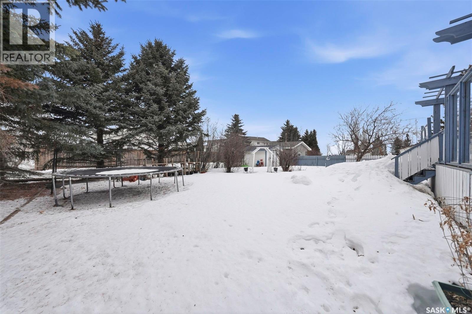 10 Meadows Place, Watrous, Saskatchewan  S0K 4T0 - Photo 40 - SK028803