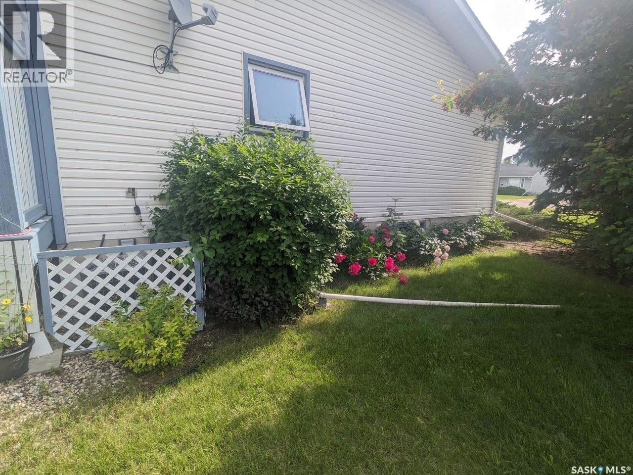 10 Meadows Place, Watrous, Saskatchewan  S0K 4T0 - Photo 44 - SK028803