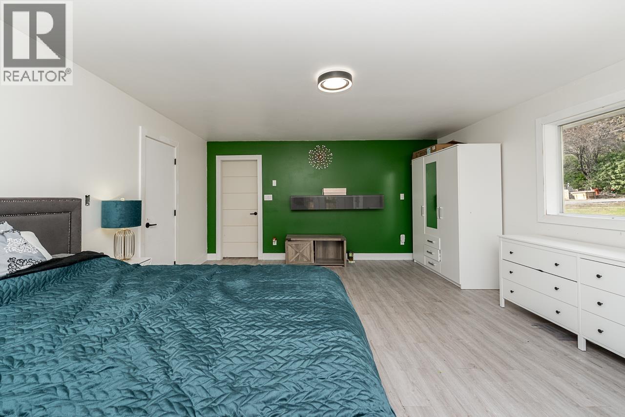 28204 108th Avenue, Maple Ridge, British Columbia  V2W 1T5 - Photo 15 - R3090868