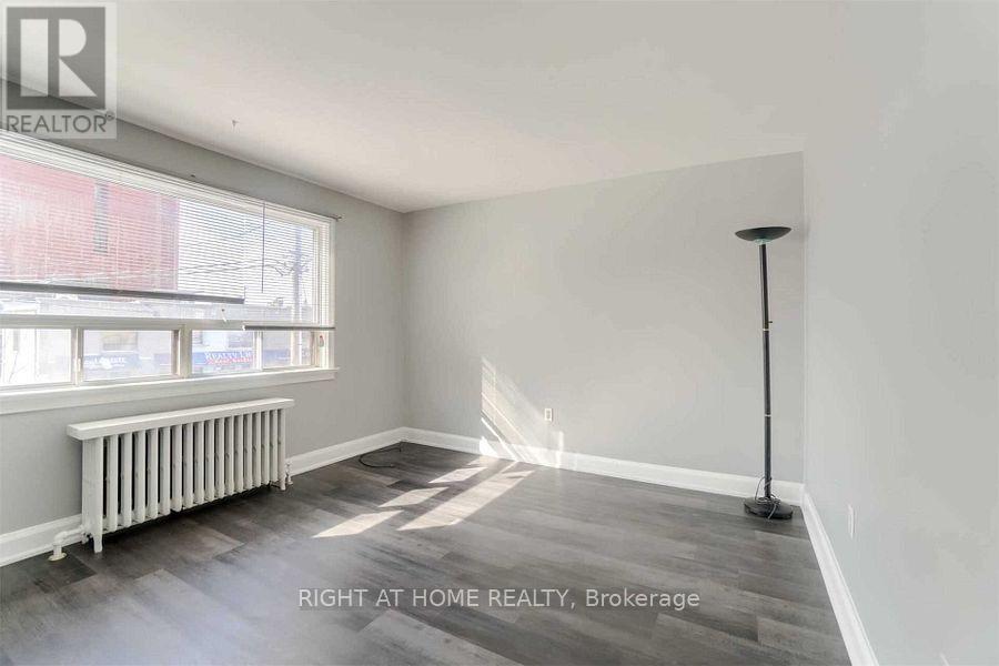 3 - 69 Third Street, Toronto, Ontario  M8V 2X7 - Photo 4 - W12426201