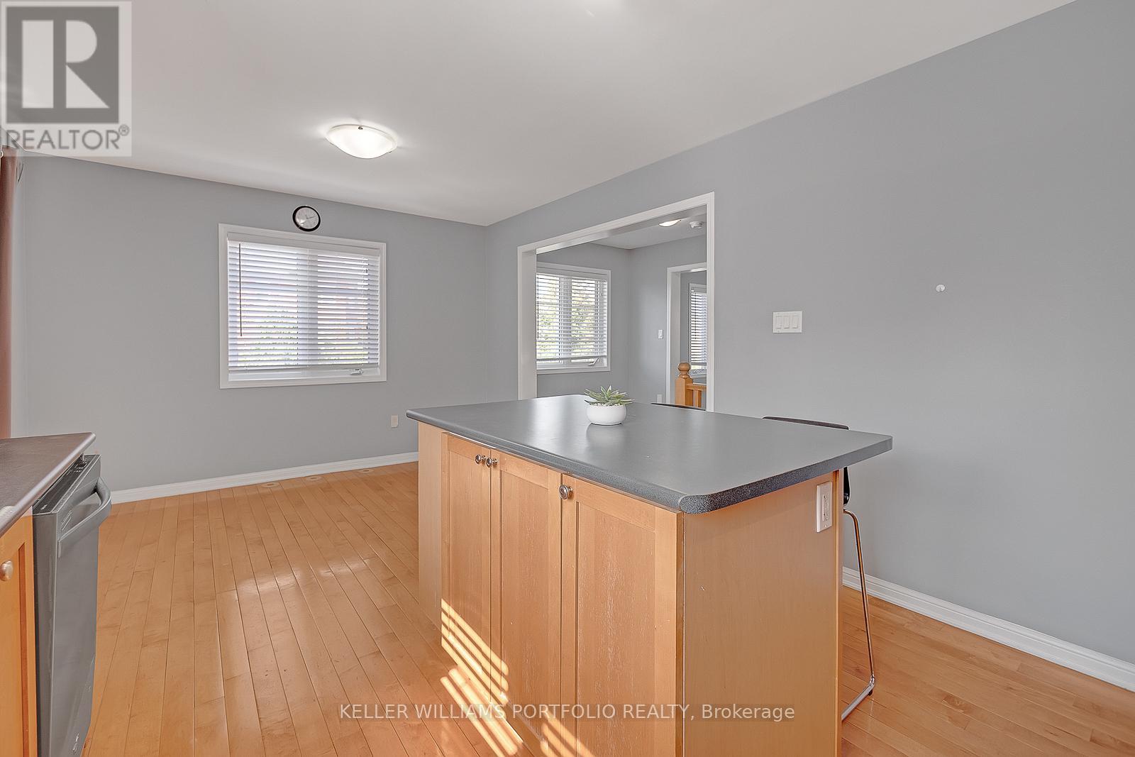 650 Holly Avenue, Milton, Ontario  L9T 0G3 - Photo 22 - W12756714