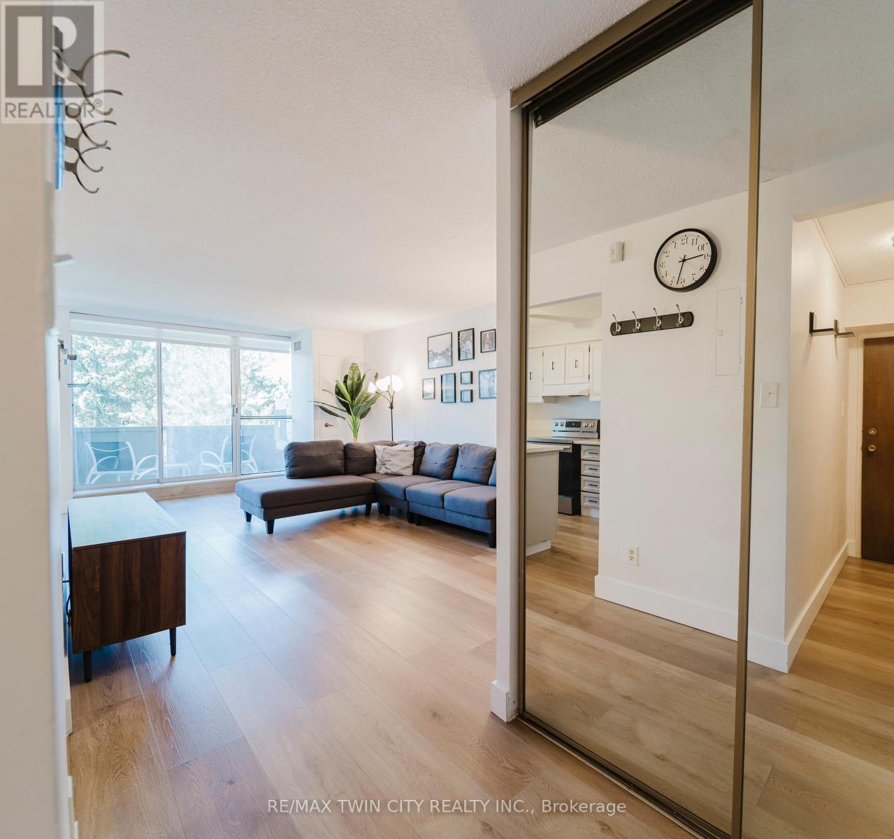 306 - 375 King Street N, Waterloo, Ontario  N2J 4L6 - Photo 8 - X12562540